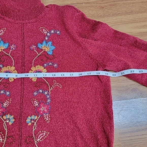 Euc Alfred Dunner Embroidered/Beaded Turtleneck Sweater with Tassle Trim Size LP - Picture 6 of 9